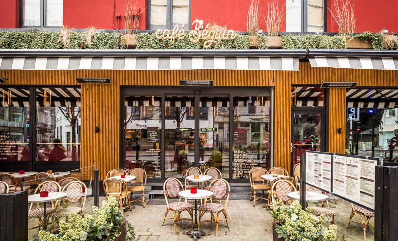 Rénovation d'un café par un architecte spécialiste de l'architecture commerciale à Lyon