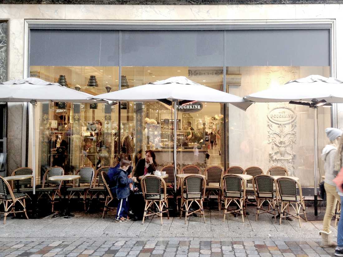 Aménagement d'un café par un architecte spécialiste de l'architecture commerciale à Lyon