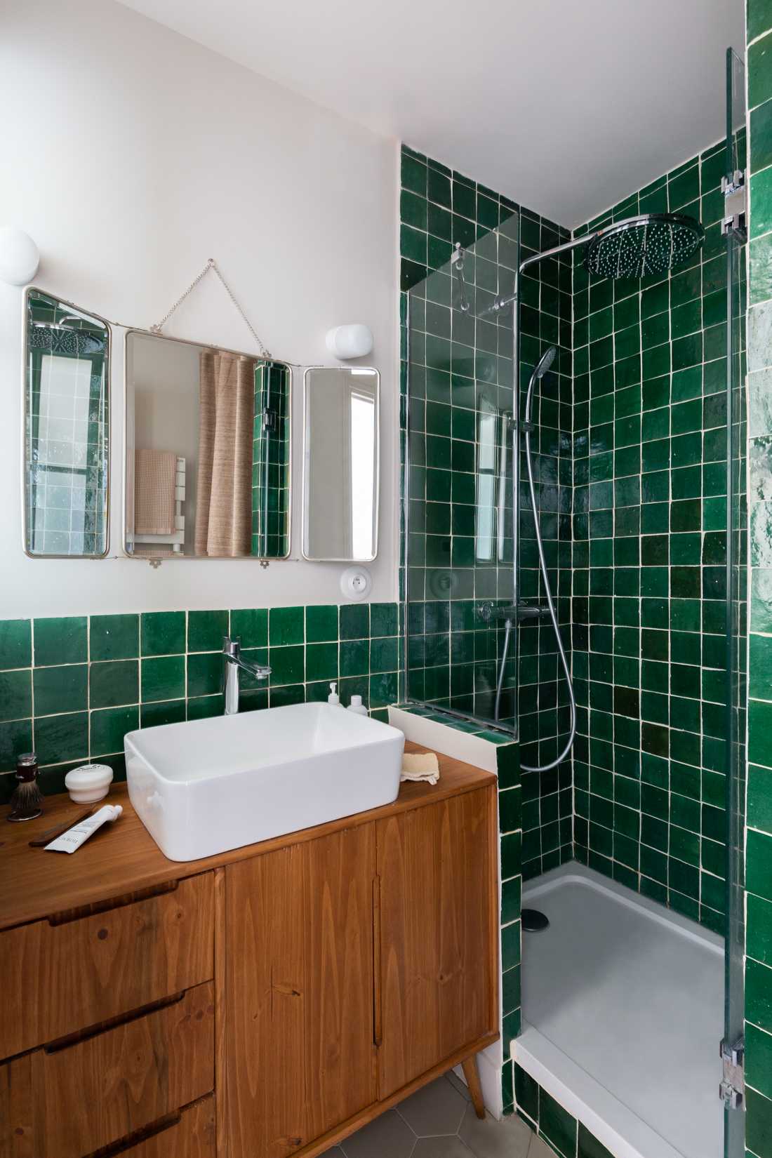 Relooking d'intérieur d'une salle de bain avec un décorateur d'intérieur dans le Rhône