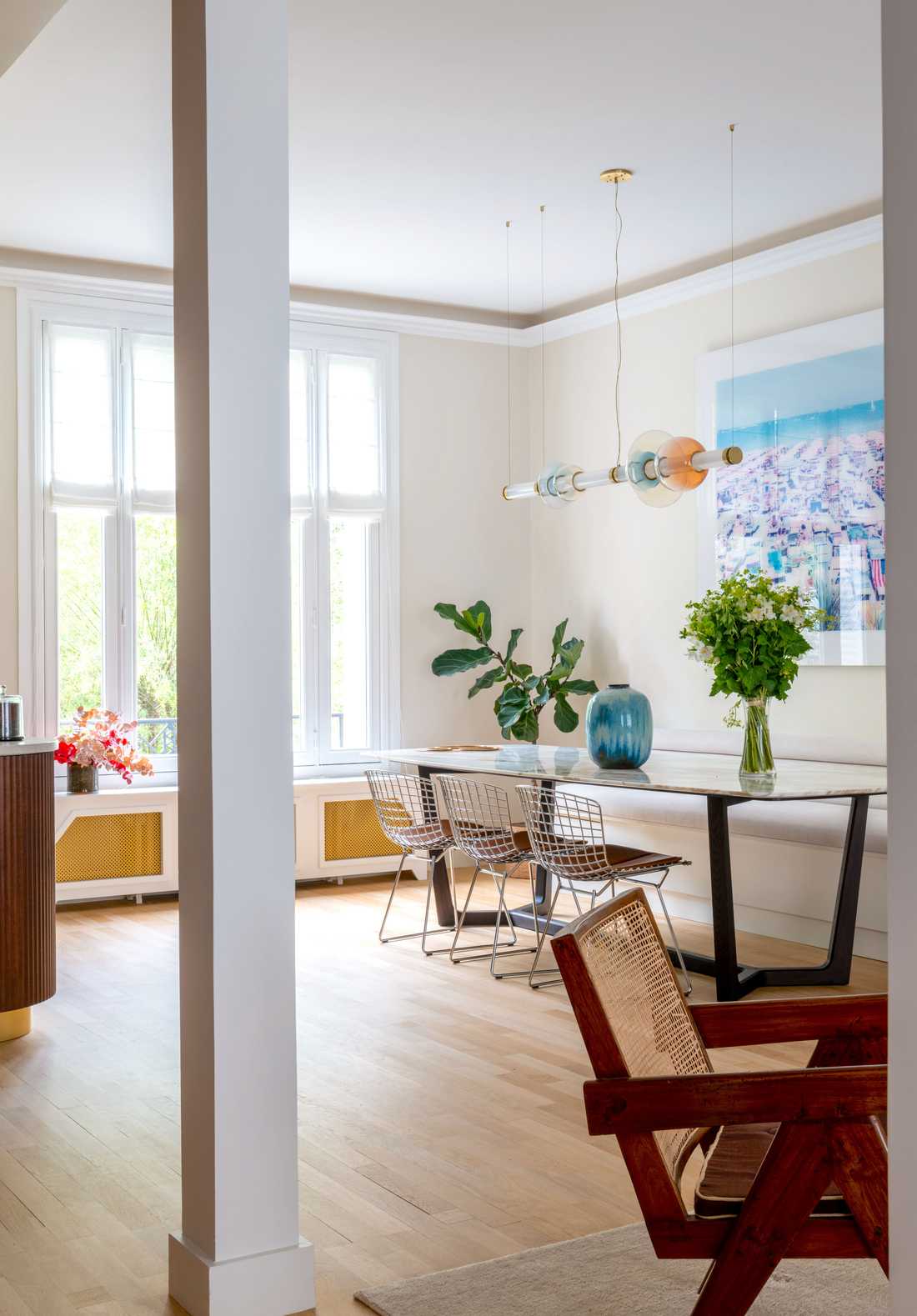 Dining room of a house renovated by an interior designer in Lyon