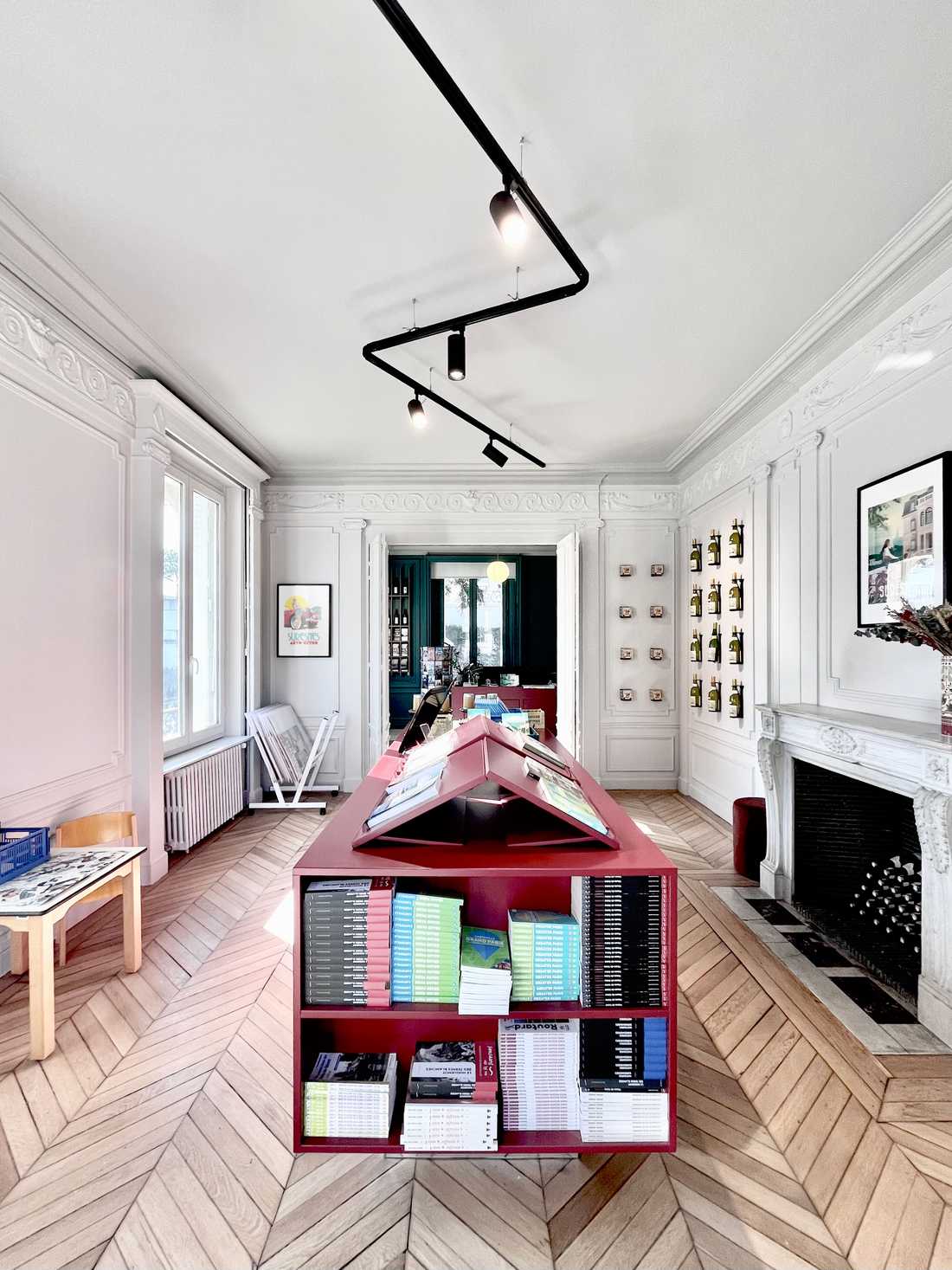 Interior designer redesigns a museum shop in Lyon