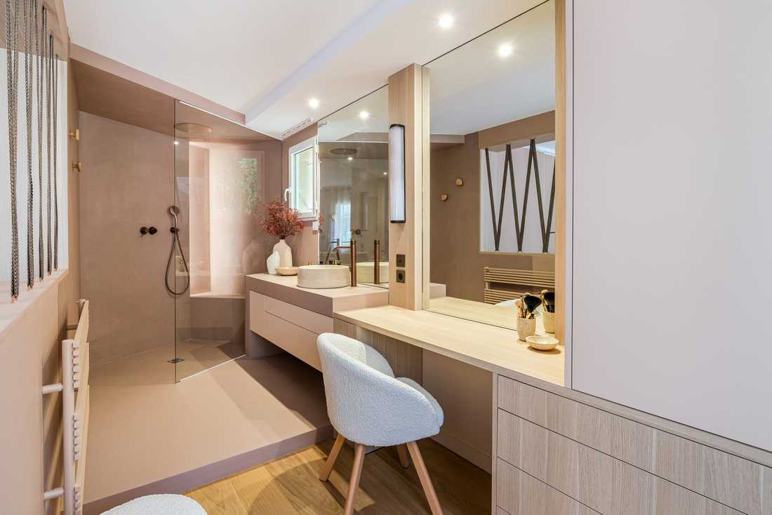 Salle de bain dans la master-suite