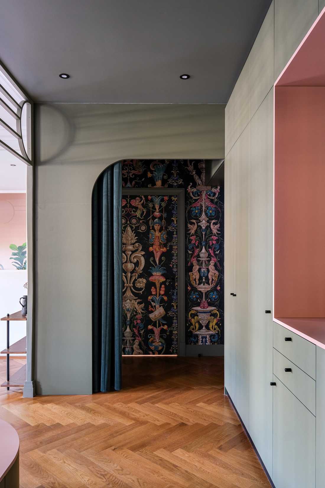 Circulation dans un appartement rénové par un architecte d'intérieur à Lyon