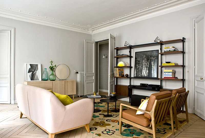 Salon avec du mobilier chiné par un décorateur d'intérieur à Lyon