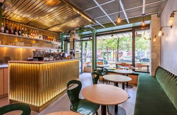 Aménagement d'un restaurant style Bistrot de quartier à Lyon par un architecte spécialiste de l'architecture commerciale.